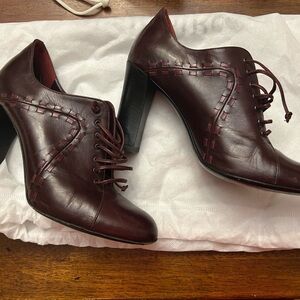 Donna Karan Leather Lace up boots